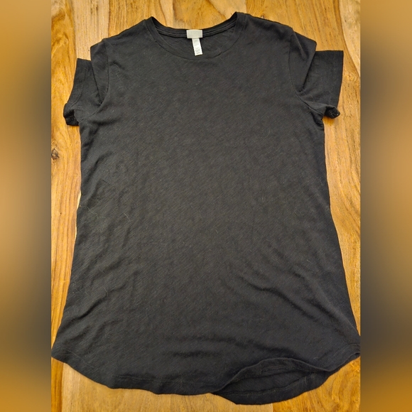 Black t-shiry - Picture 1 of 2